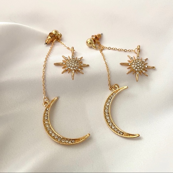 Myth X Dream Jewelry - Moon and Star Dangle Earrings